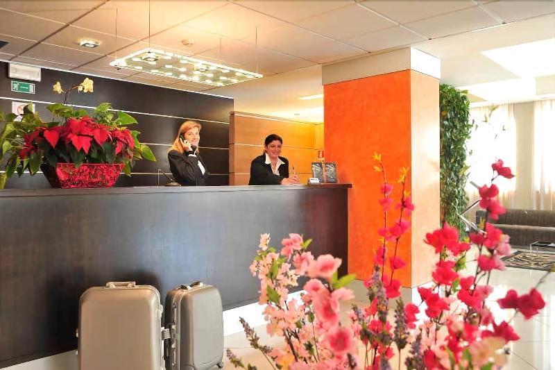 Inn Hotel Barberino di Mugello Eksteriør bilde